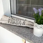 Lägenhet Mirta