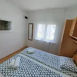 Lägenhet Mirta