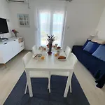 Lägenhet Mirta