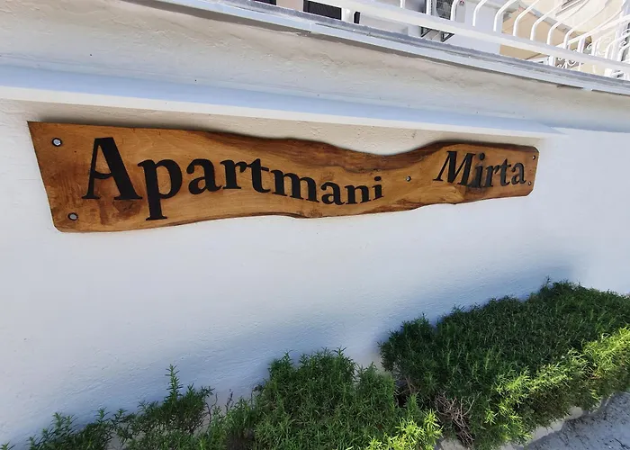 Mirta Trogir