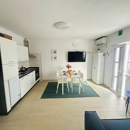 Mirta Apartman *