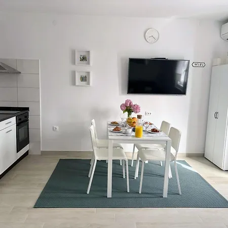 Mirta Apartman