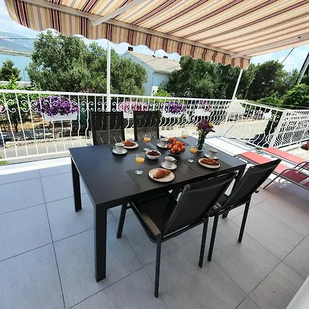 Apartman Mirta Trogir