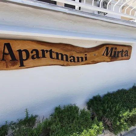 Mirta Trogir